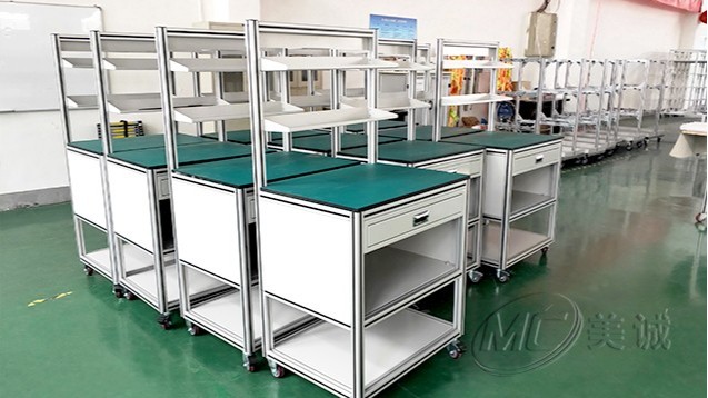 加重鈑金工作臺(tái) 加重鈑金工作臺(tái)