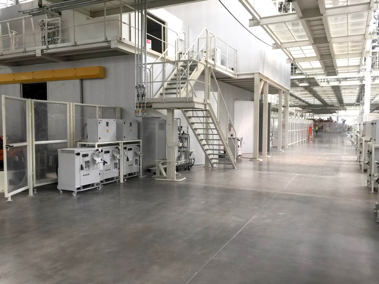 這是一種設備，<i style='color:red'>激光焊房</i>的作用